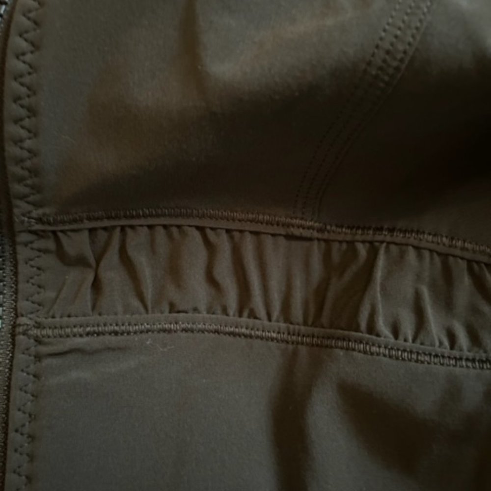 lululemon Ruched Back Jacket - Picture 12 of 13